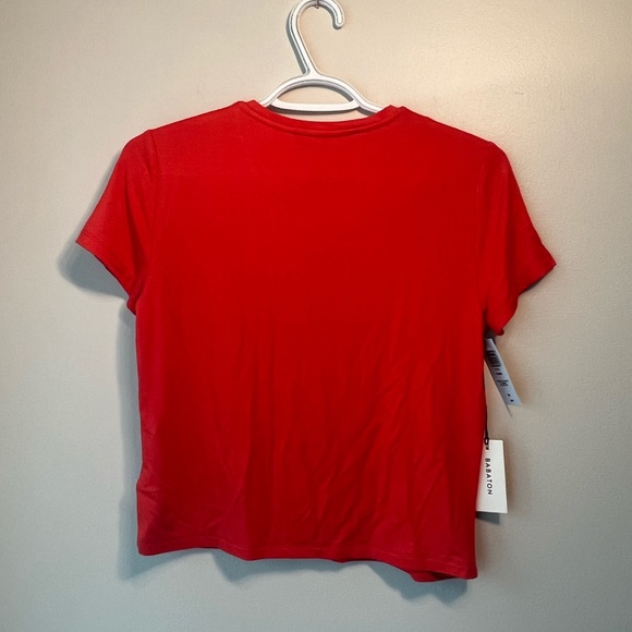 Aritzia Babaton “Isamu” Tee - Picture 2 of 4